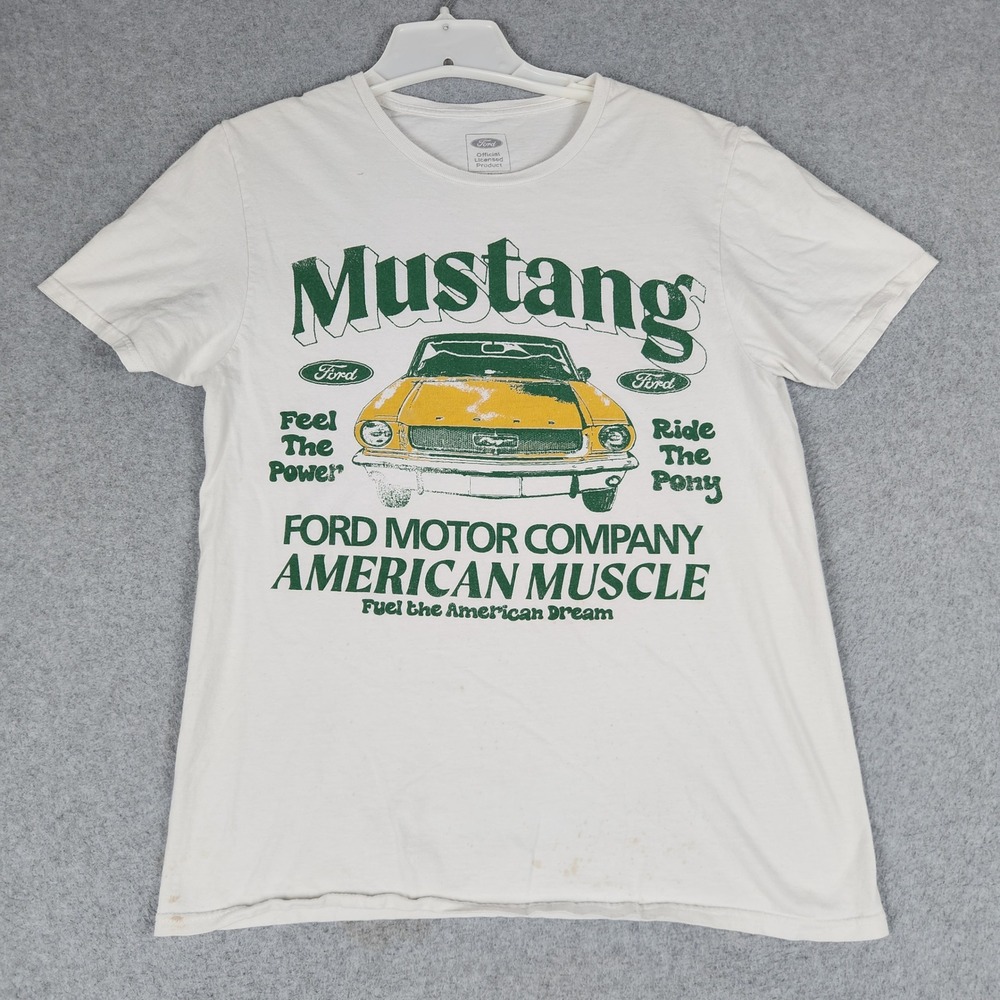 Ford T-Shirt Mens M White Mustang American Muscle Graphic Short Sleeve Crew Neck